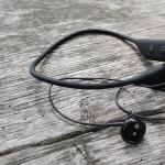 Обзор Sony SBH70 — удобная Bluetooth гарнитура